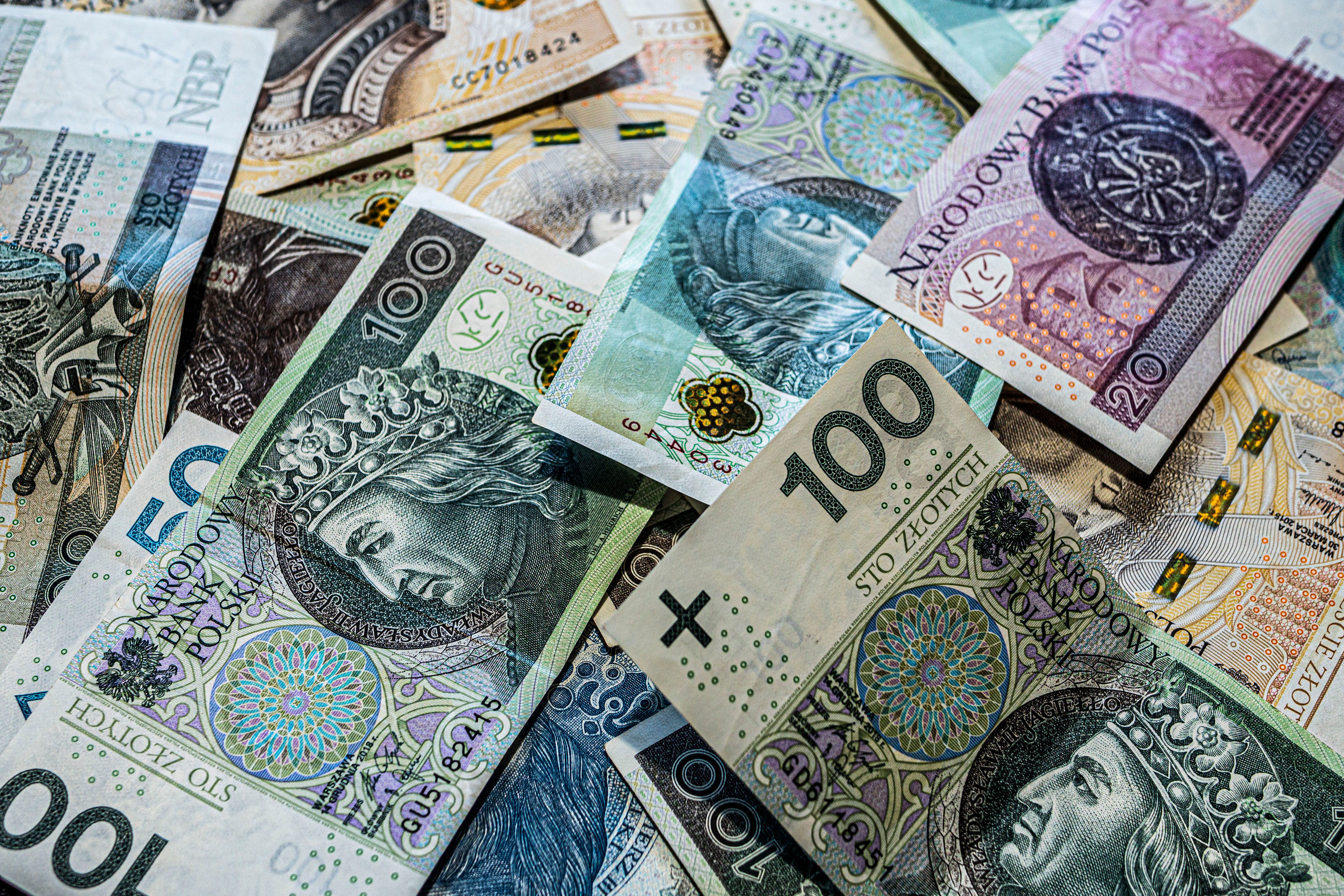 From Iron Coins to Paper Money: A Currency Revolution main image