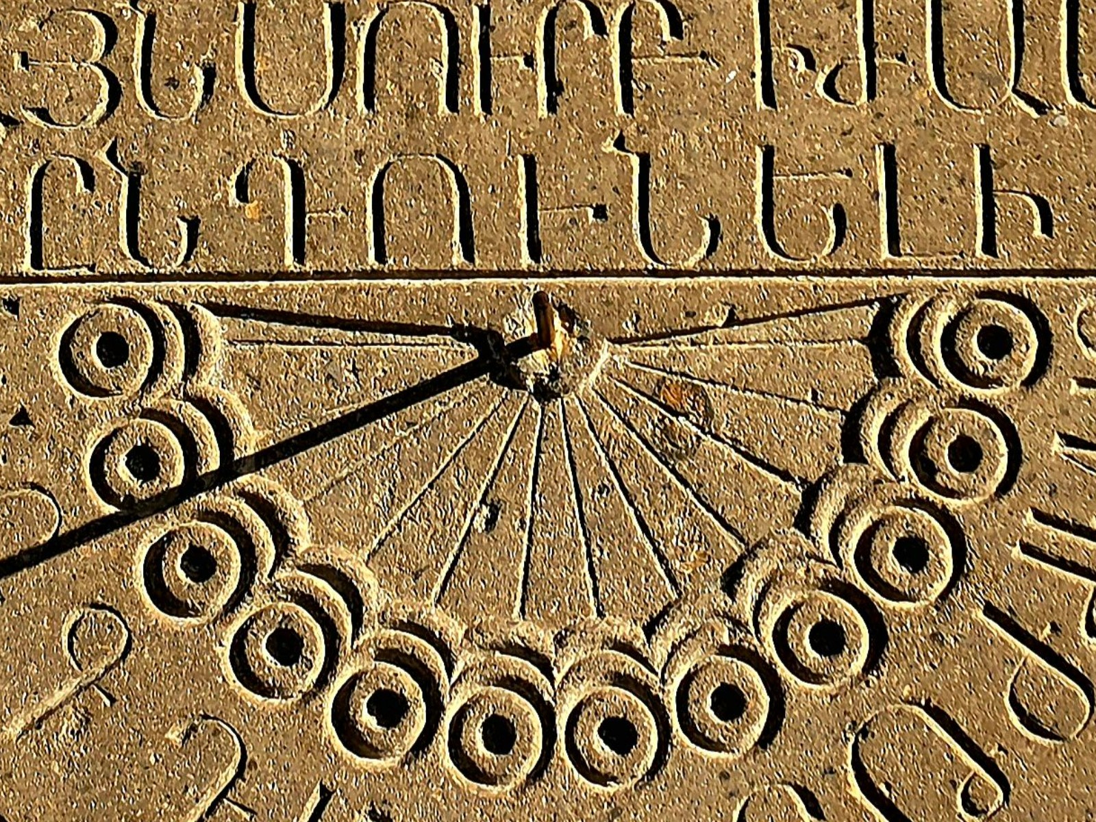 Mesopotamian Mathematics: The Ancient Roots of Base 60 image 2